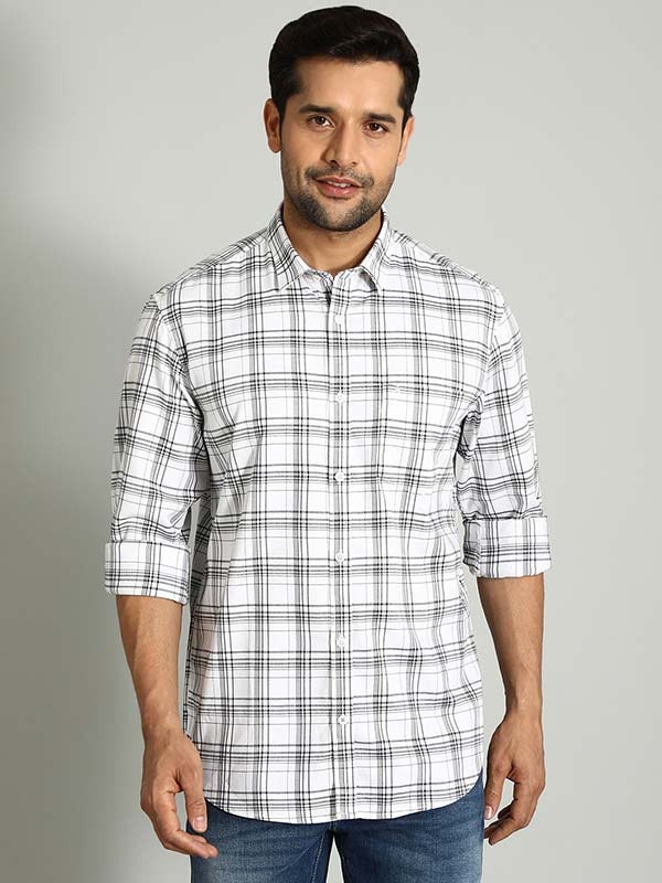 Indian Terrain Men's Regular Fit Full Sleeve Checkered White Shirt